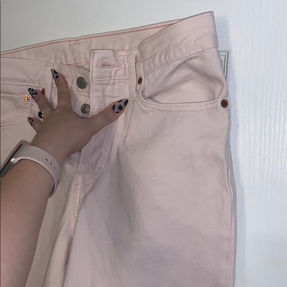 ⚡️SALE⚡️ RARE Pink Levi’s - Picture 1 of 4